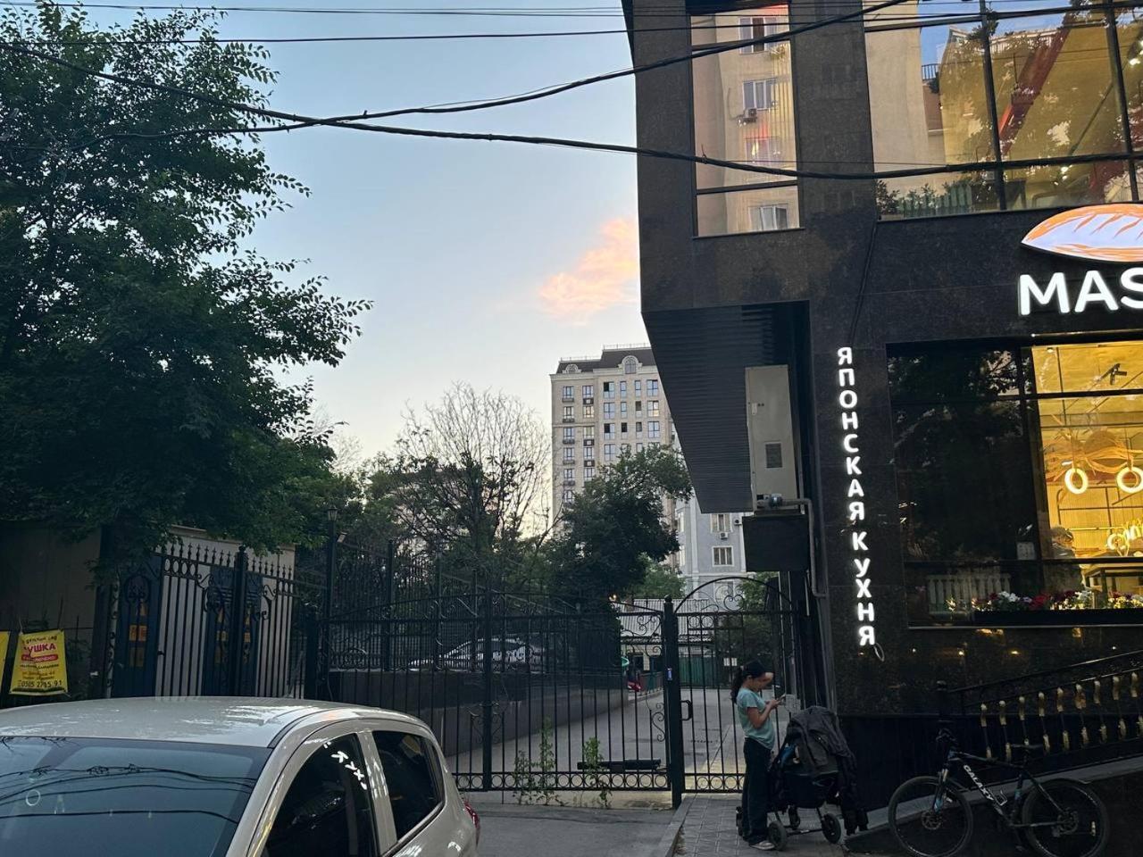 Apartments "Harmony" On Sydykova St 156А Bishkek Exterior foto