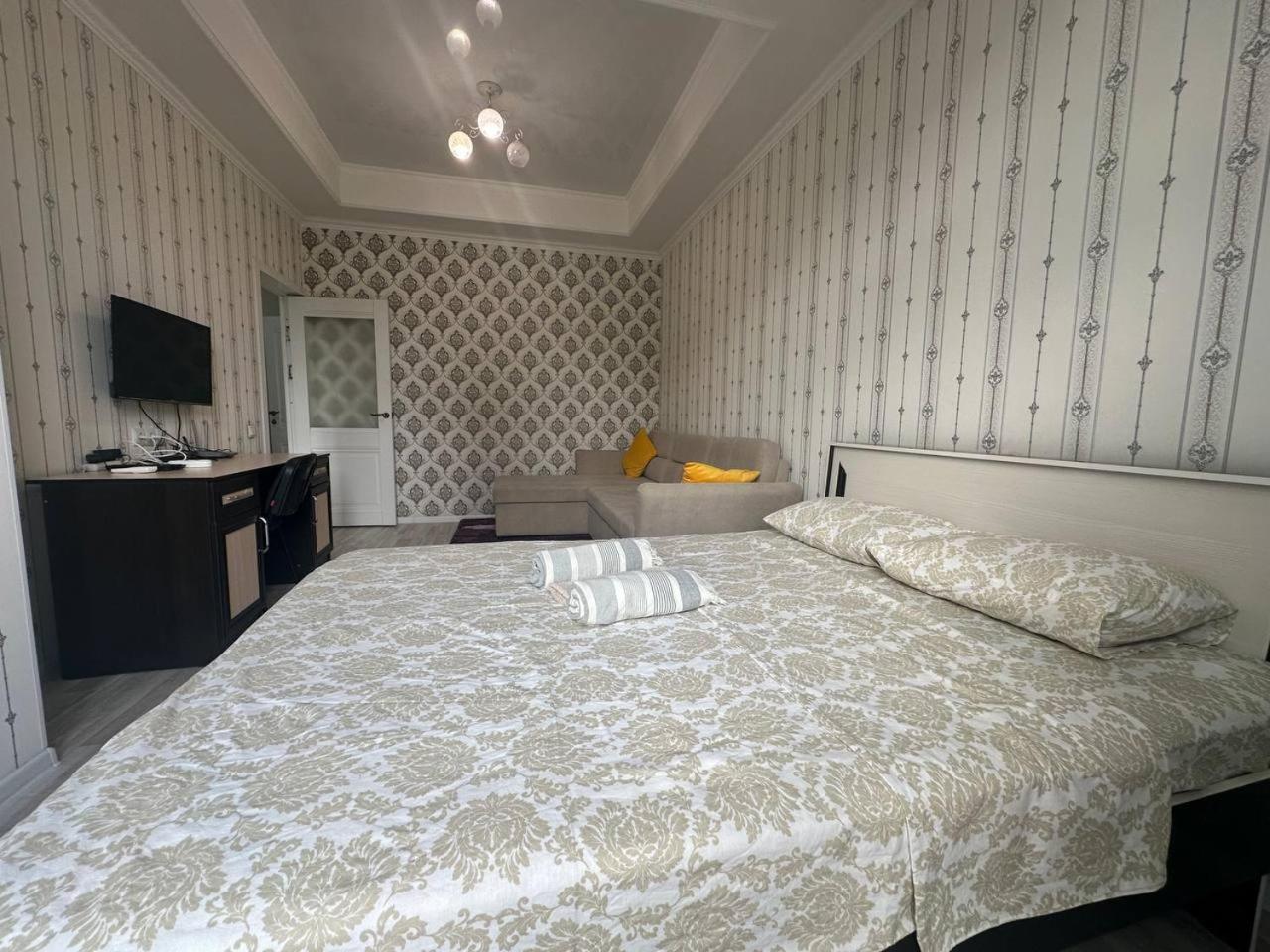 Apartments "Harmony" On Sydykova St 156А Bishkek Exterior foto